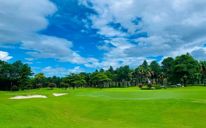 Sân Golf Đầm Vạc (Heron Lake Golf Club): Bảng giá và tiện ích