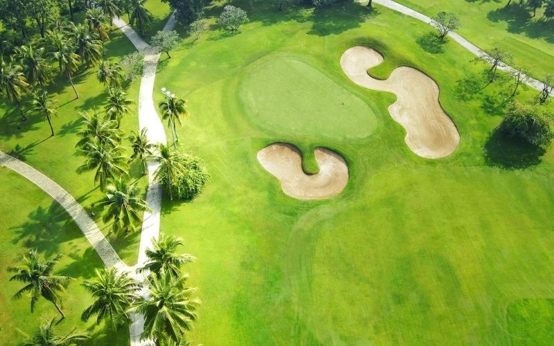 Sân Golf Sông Bé Golf Resort: Giá sân và tiện ích